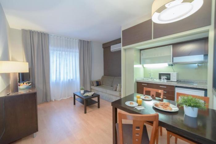 Senator Barcelona Apartments Phòng bức ảnh